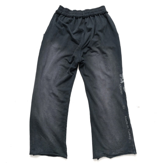 INDUSTRIAL WASHED SWEATPANTS