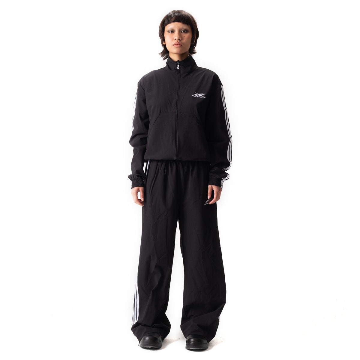 4 STRIPES TRACK PANT BLACK ON WHITE